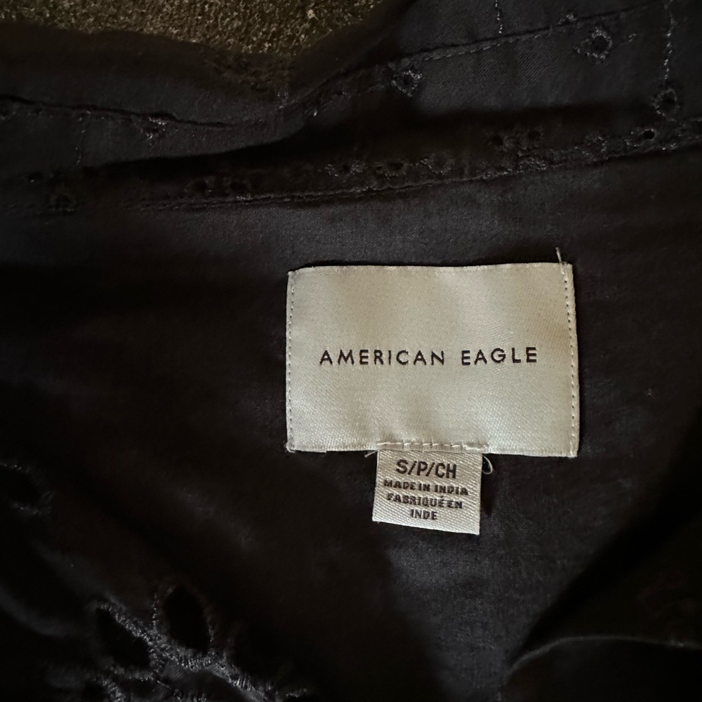 American Eagle Resort Button Down Top - image 6